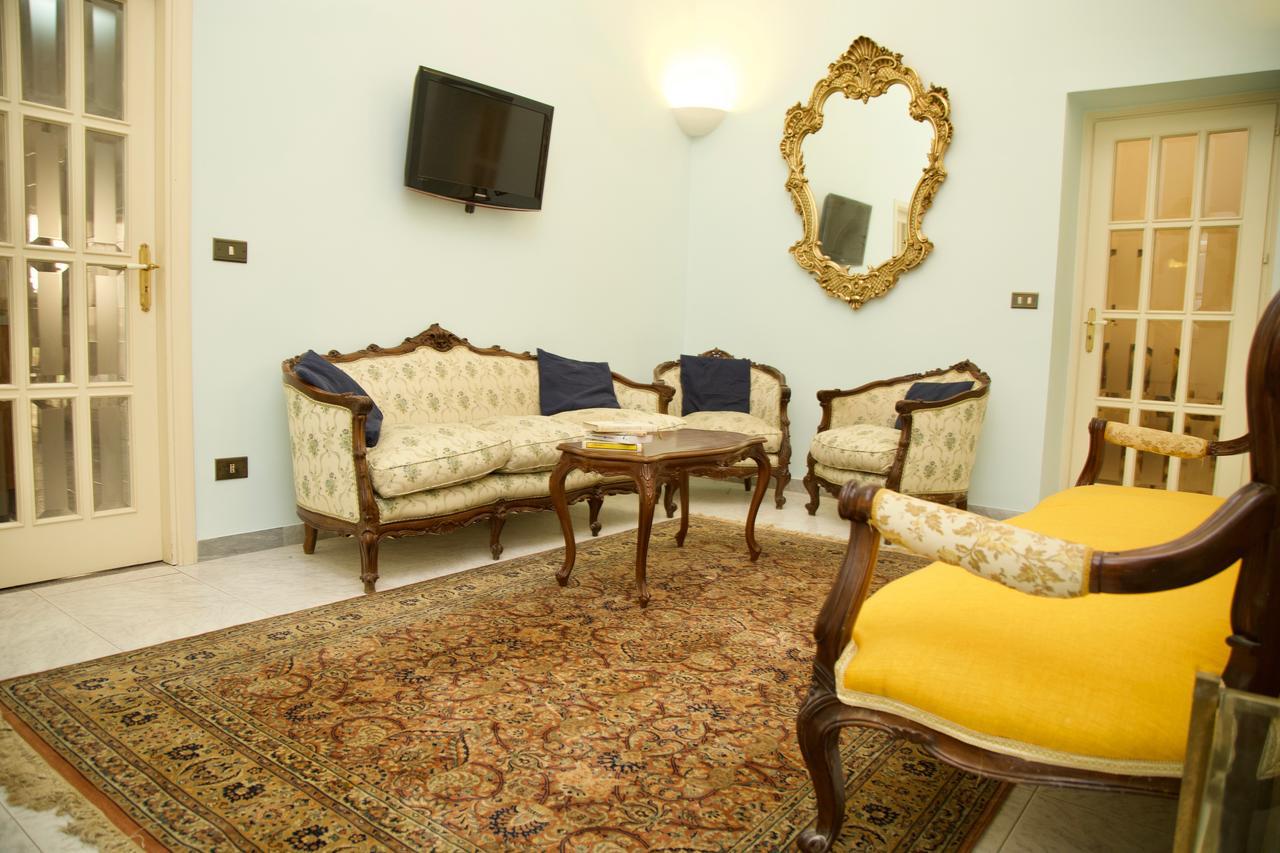 La Terrazza Di Dante Bed & Breakfast Napoli Dış mekan fotoğraf
