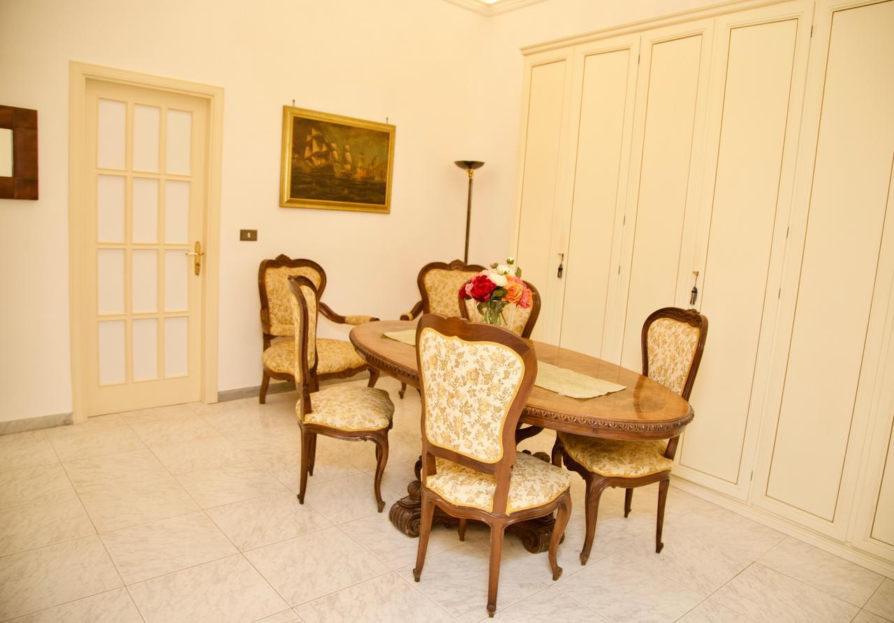 La Terrazza Di Dante Bed & Breakfast Napoli Dış mekan fotoğraf
