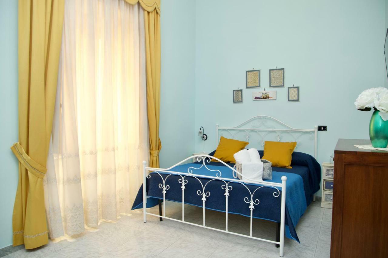 La Terrazza Di Dante Bed & Breakfast Napoli Dış mekan fotoğraf
